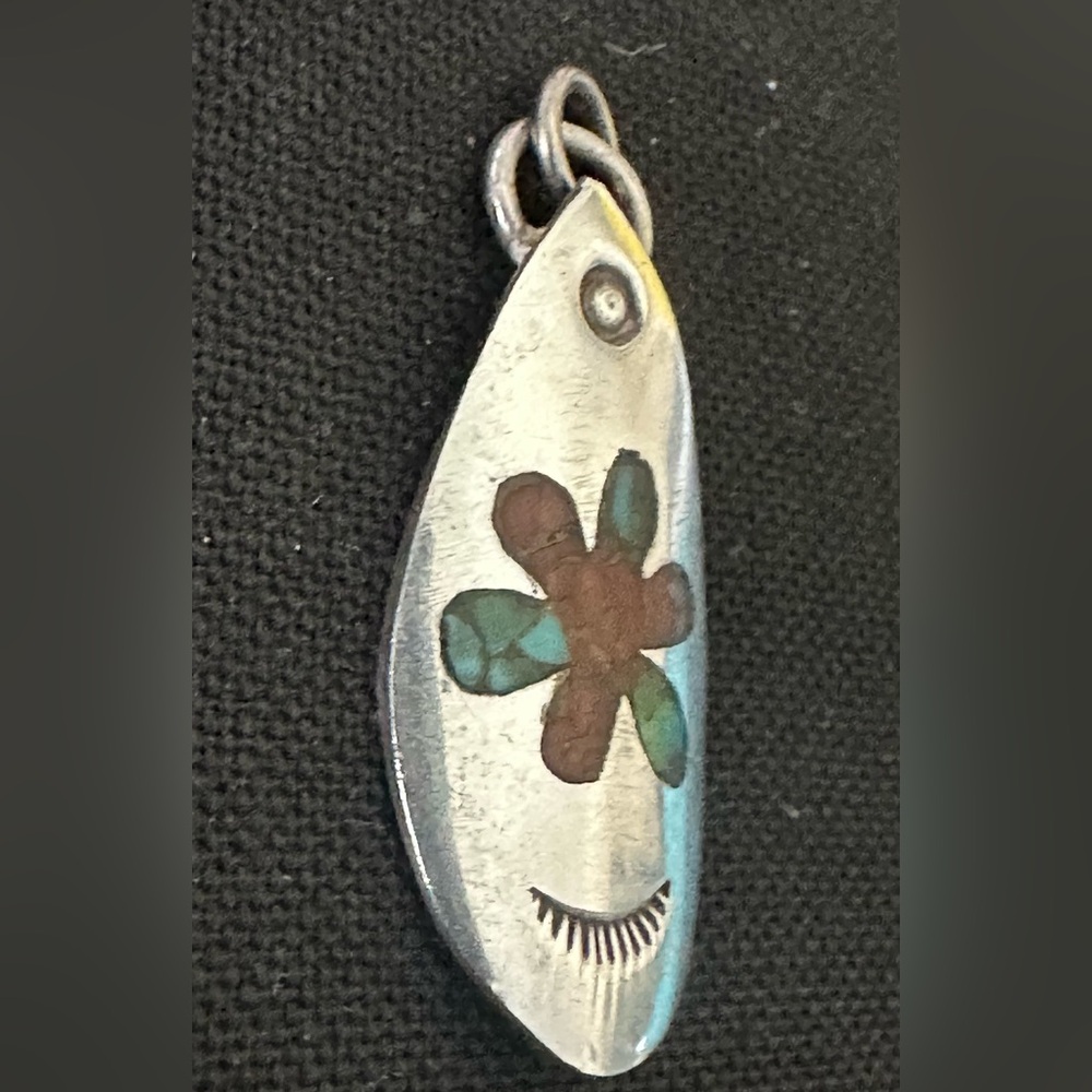 Vintage Native American Silver Six Petal Flower Pendant